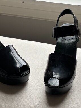 No 6 Green sole with black patent leather peep toe clogs